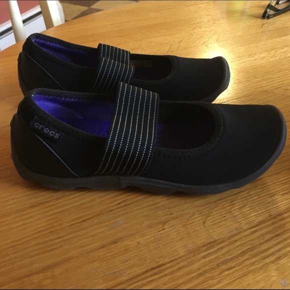 Crocs - Picture 2 of 10